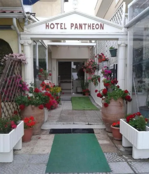 Aparthotel Pantheon