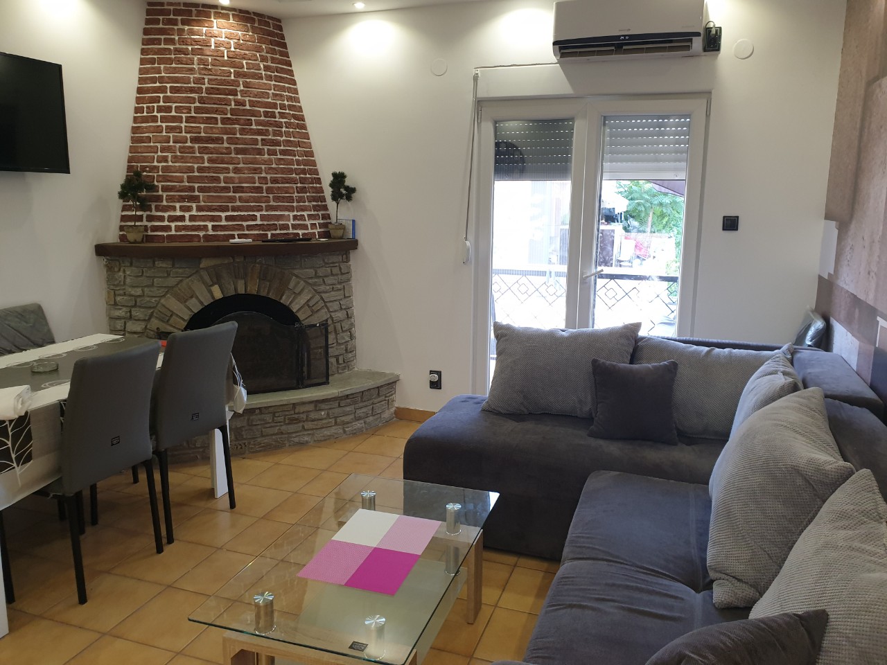 Apartmani Pefki (ex. Borovi) Nea Kalikratia thumbnail 19