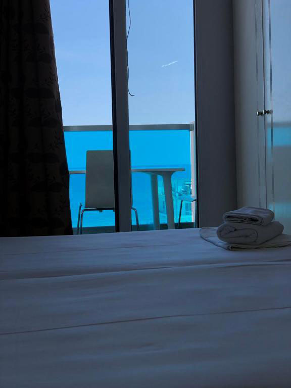 App/Hotel Oasis thumbnail 9