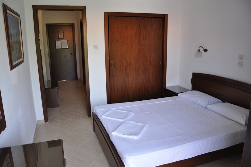 App/Hotel Diana thumbnail 12