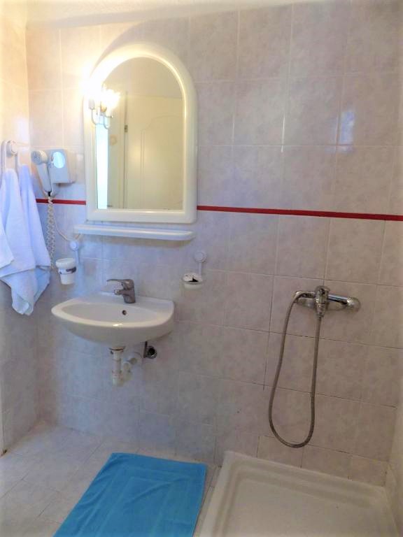 Estia Studios thumbnail 10