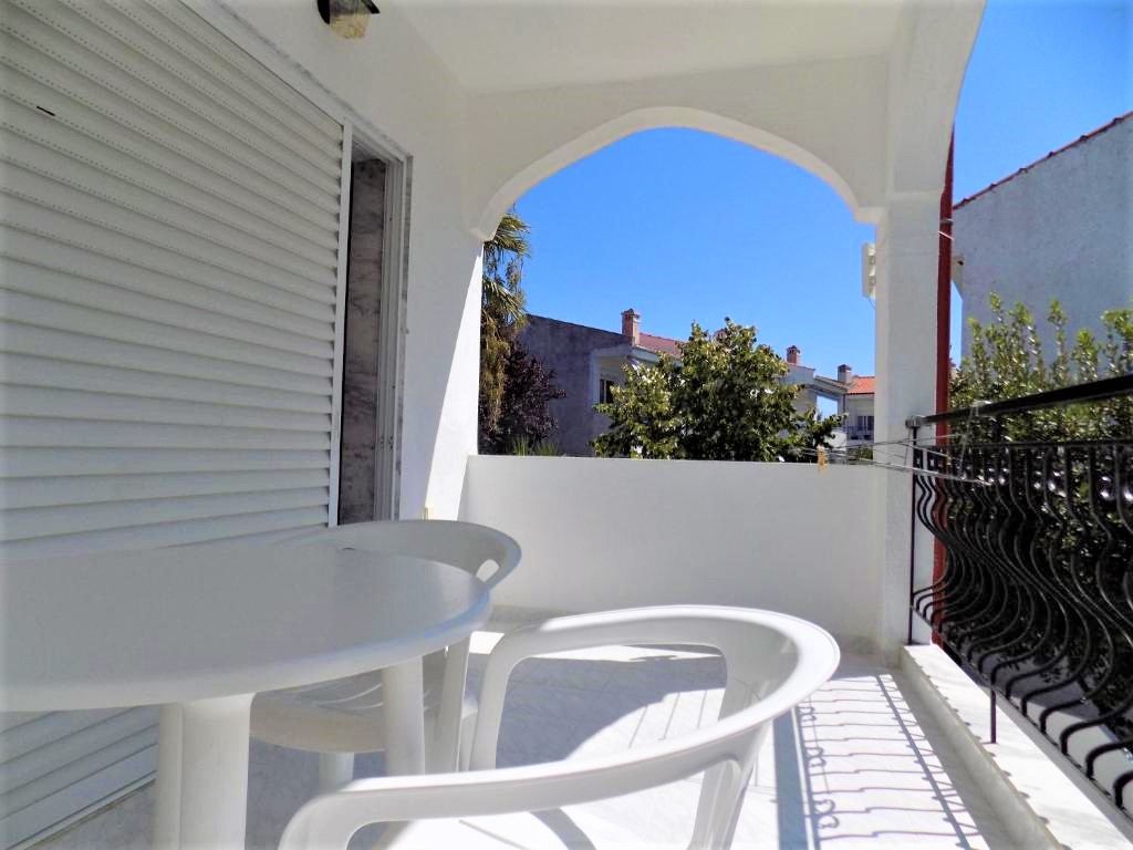 Estia Studios thumbnail 20