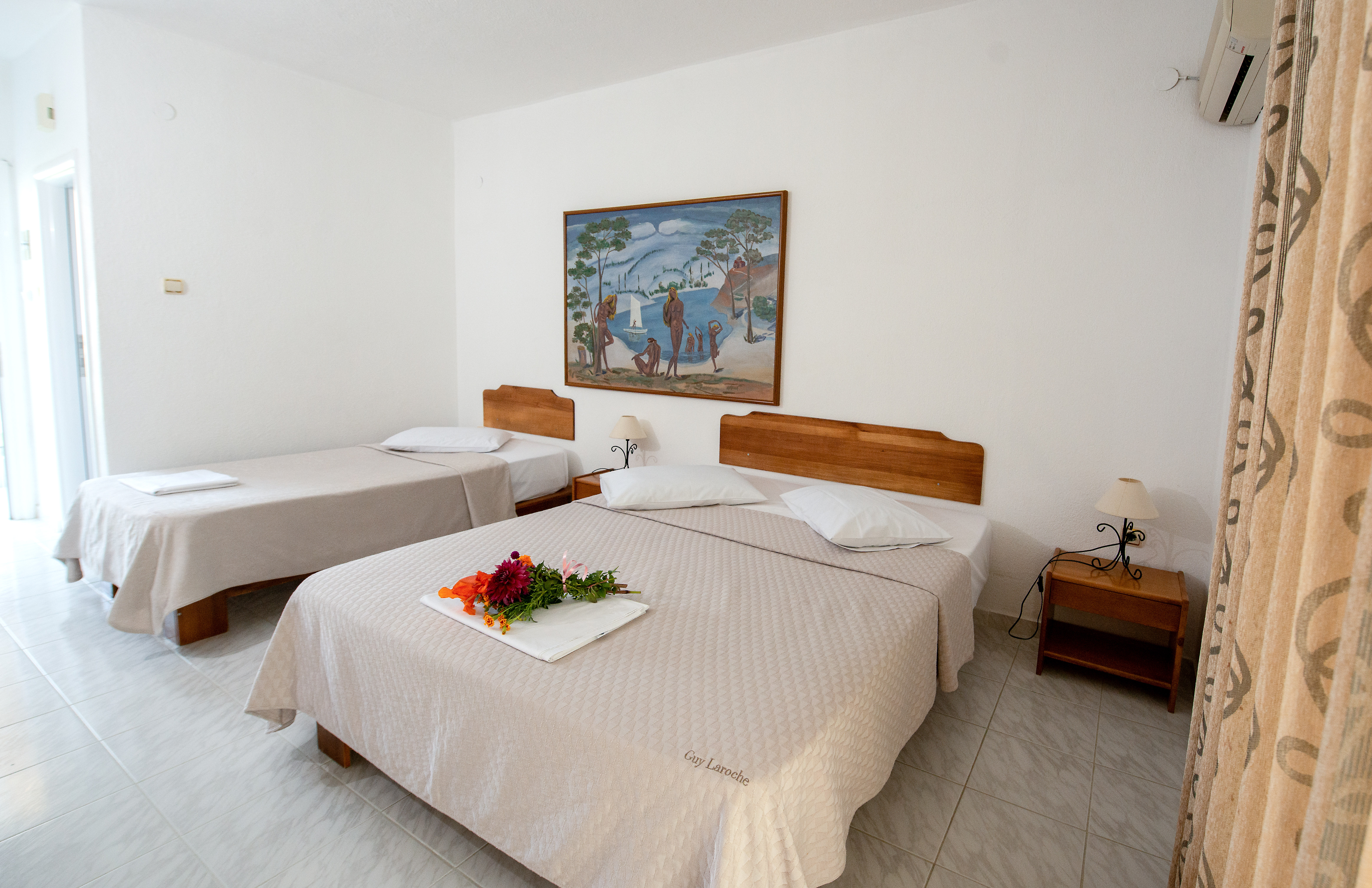 Estia Studios thumbnail 80