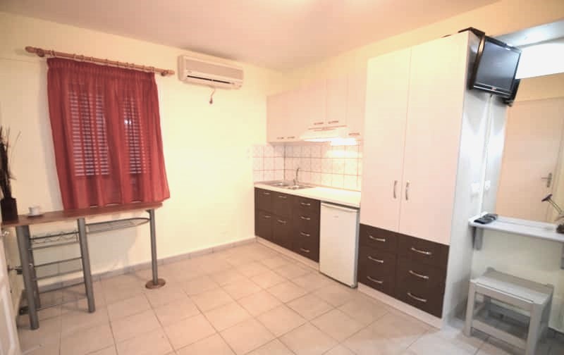 Flisvos Seaside Apartments thumbnail 18