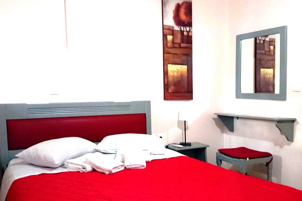 Flisvos Seaside Apartments thumbnail 24