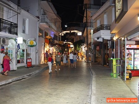 Hotel Lena thumbnail 2