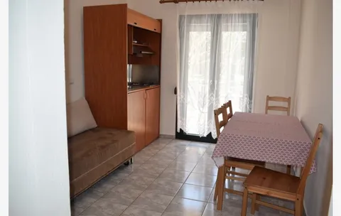 KUĆA GEORGIADIS - 4