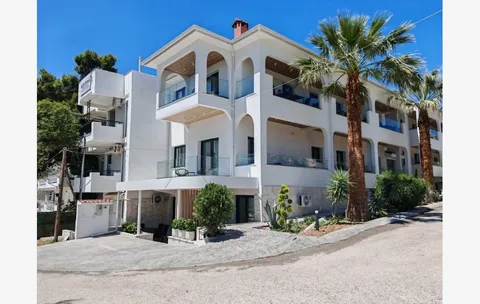 KUĆA LUMINA SUITES