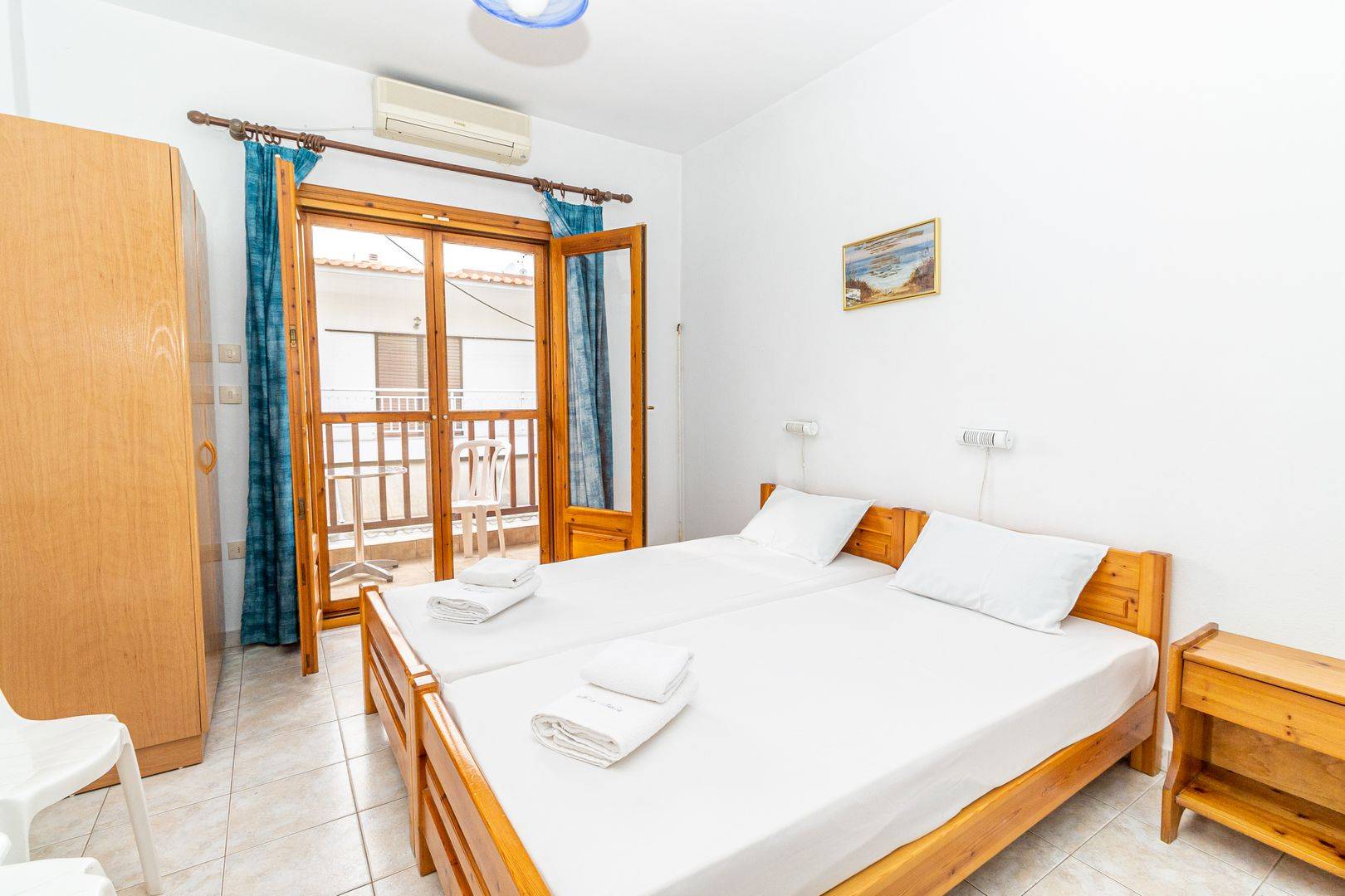 Mina Maria thumbnail 12