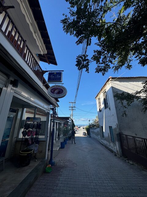 Mina Maria thumbnail 2