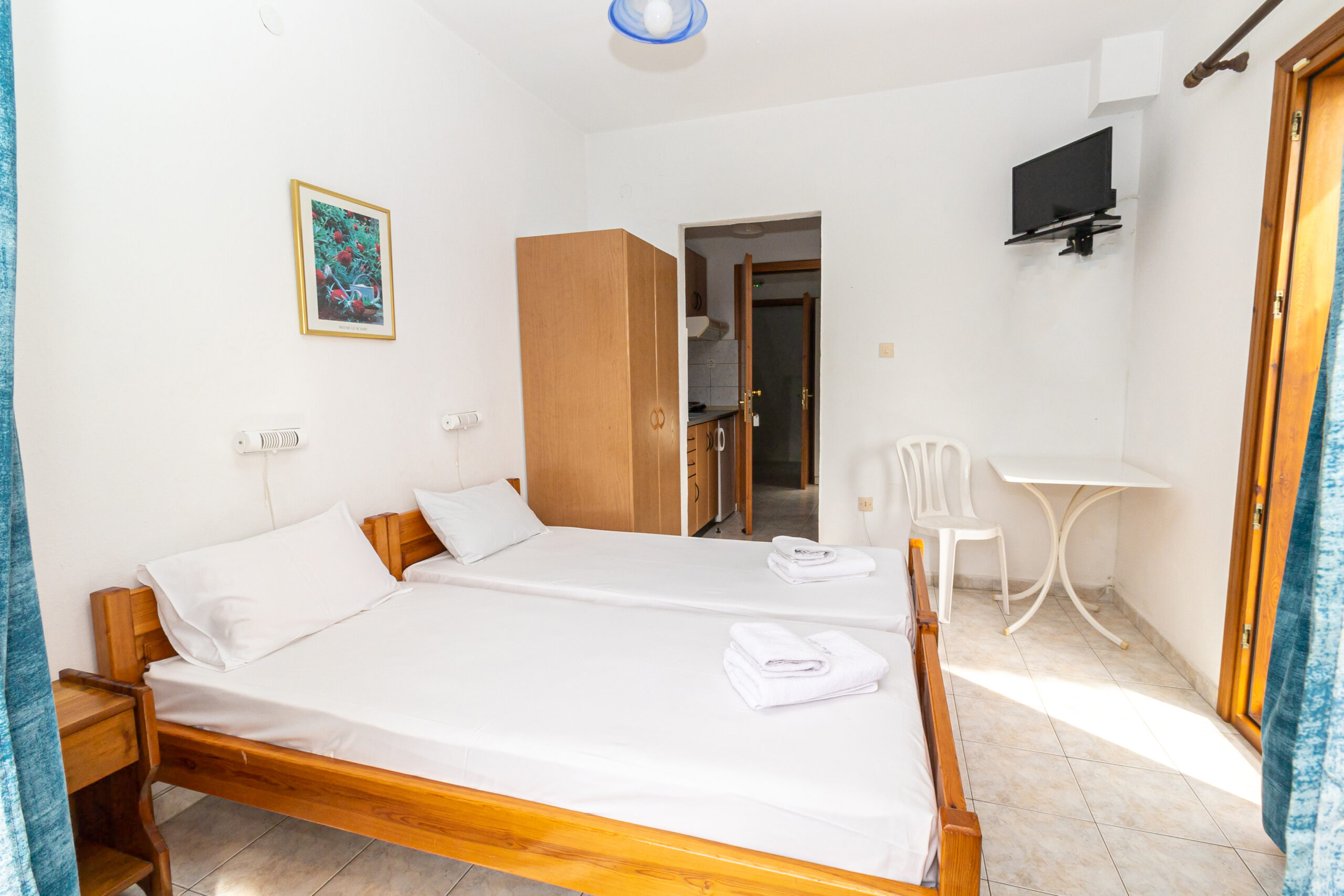 Mina Maria thumbnail 6