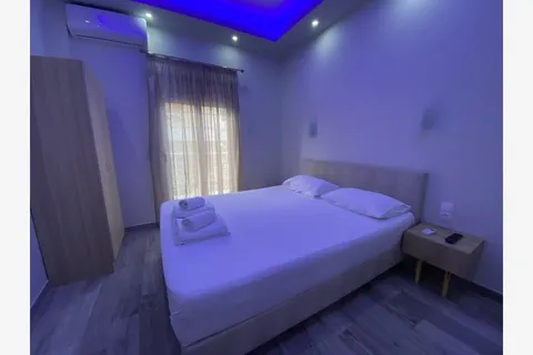 Nikolaidis New - 5