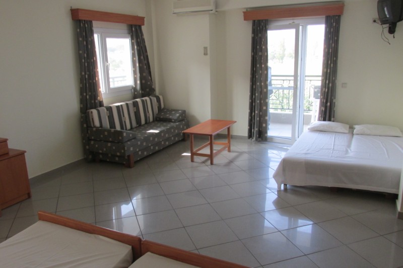 Olympic House Apartments thumbnail 18