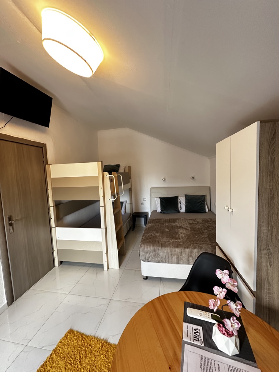 Only one apartmani thumbnail 21