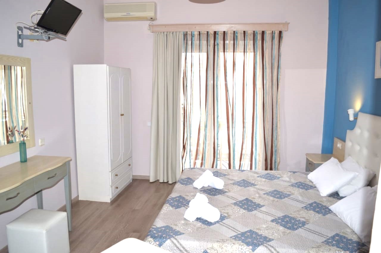 Ria Studios thumbnail 6