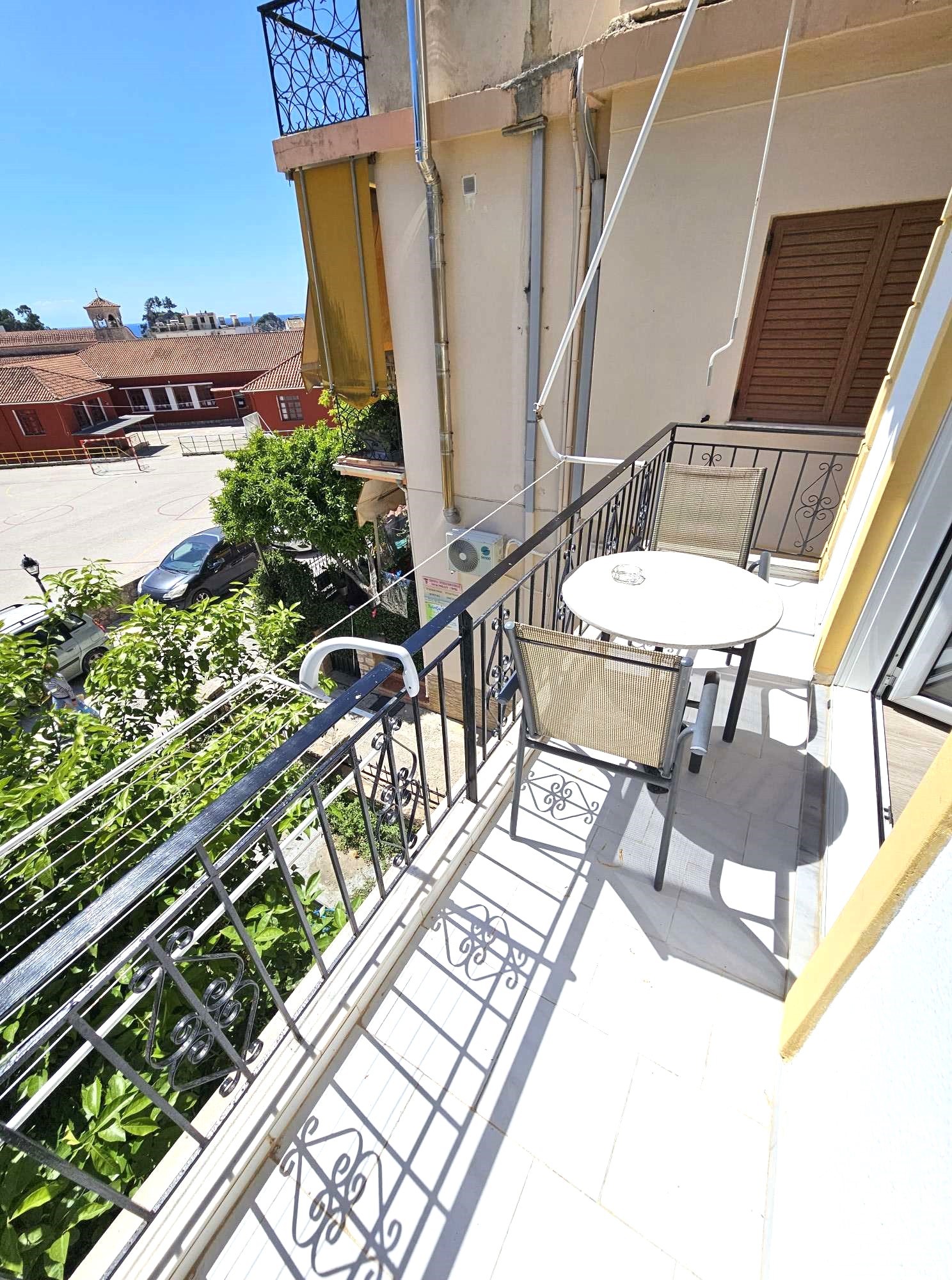 Ria Studios thumbnail 9