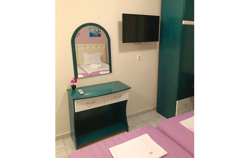 VILA 4 SEASON thumbnail 8