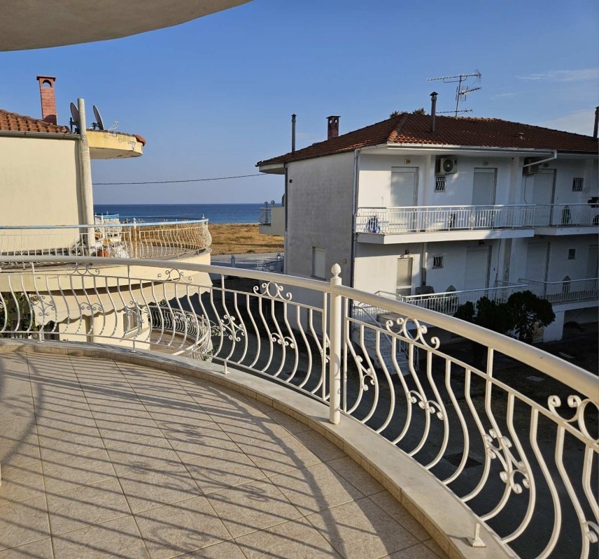 Vila Agapios House thumbnail 5