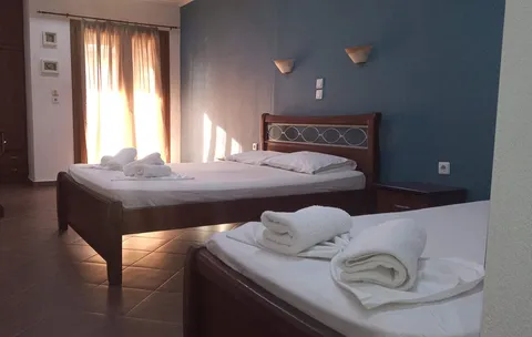 VILA AKIS - 2