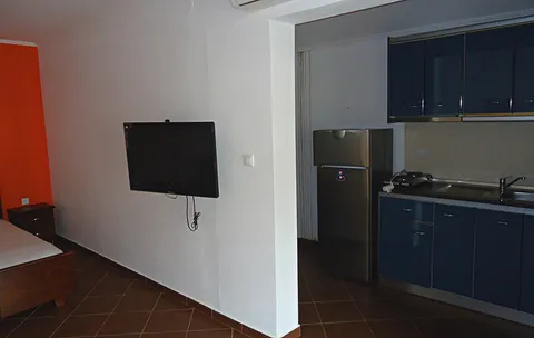 VILA AKIS - 3