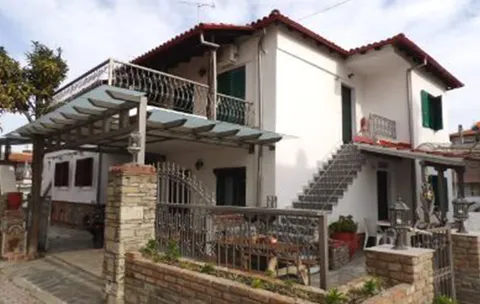 VILA ALEXANDRA