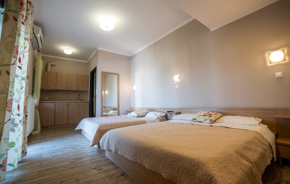 Vila Alexandra studios thumbnail 11