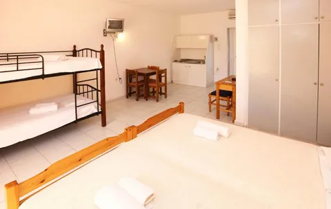 VILA AMARILIA - TASOS - 4