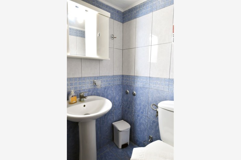 Vila Angelos Garden thumbnail 16