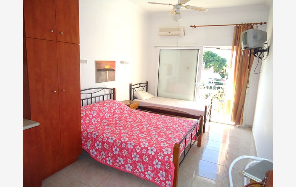 VILA ARGIRO - EVIA thumbnail 2