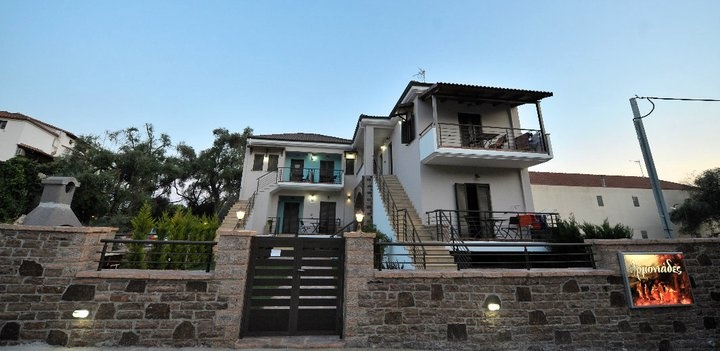 Vila Armoniades thumbnail 3