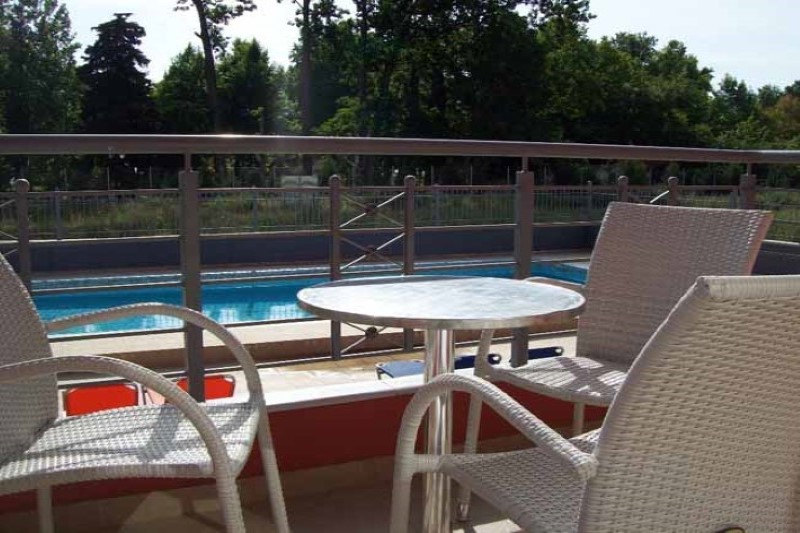 Vila Atrium thumbnail 14