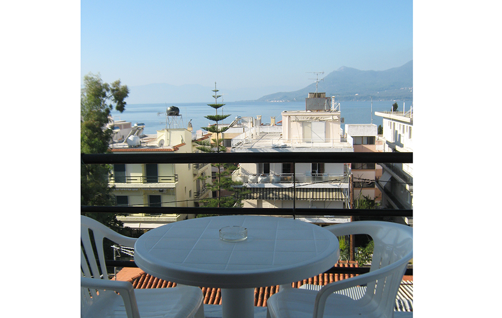 VILA AVANTIS - EVIA thumbnail 2