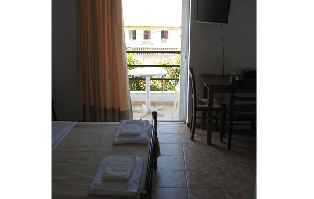 VILA AVANTIS - EVIA thumbnail 3