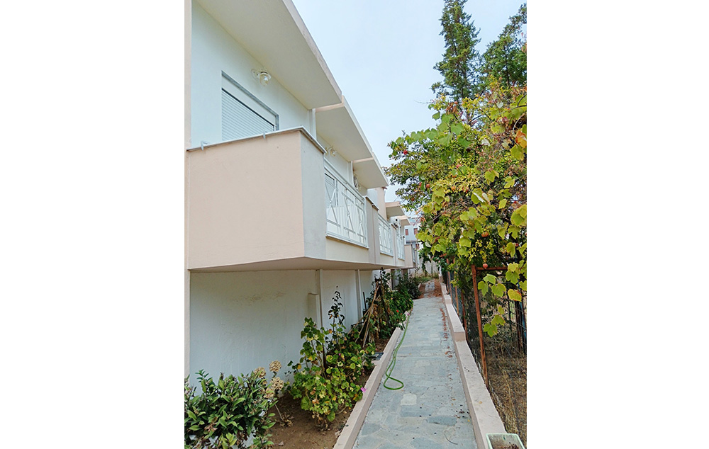 VILA BAY STUDIOS - TASOS thumbnail 2