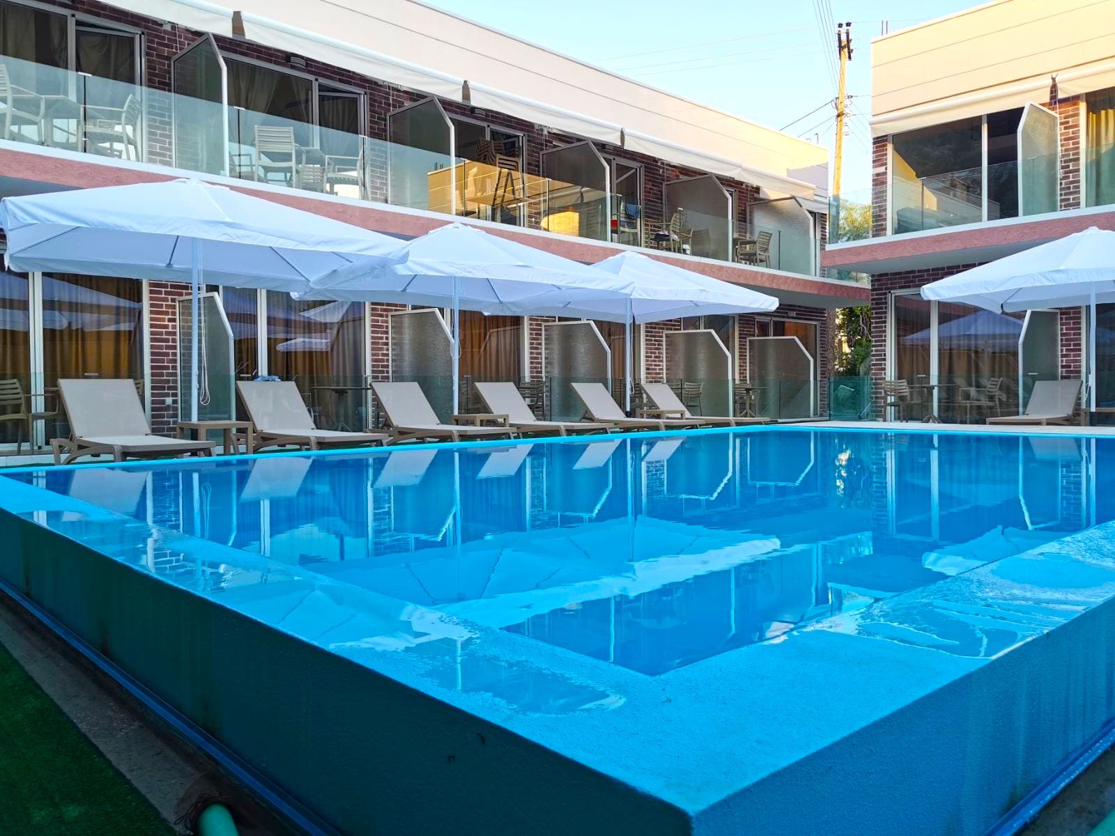 Vila Capital Lux thumbnail 5