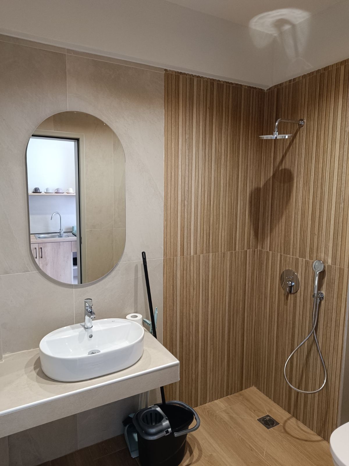 Vila Clock Luxury thumbnail 17