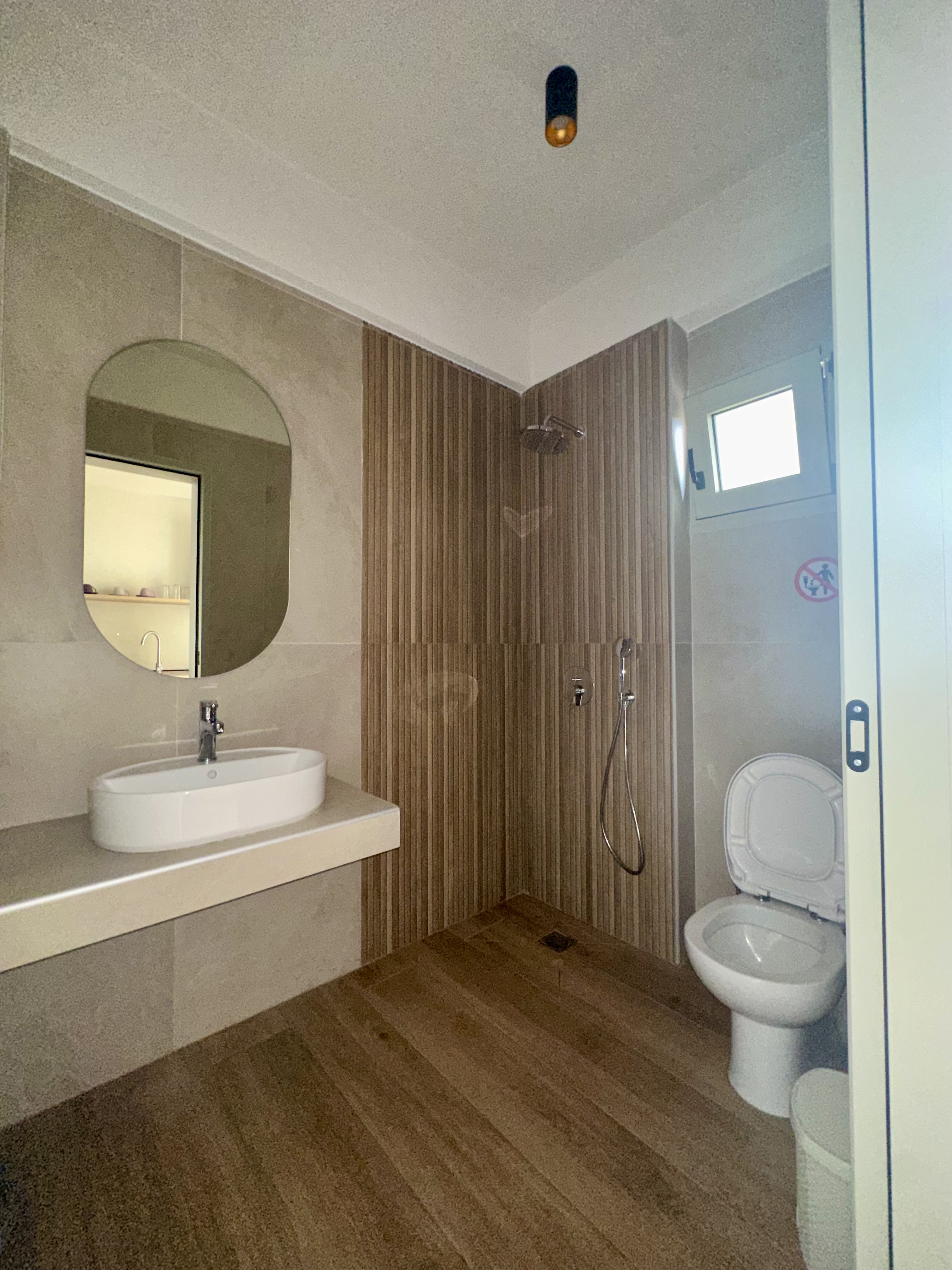 Vila Clock Luxury thumbnail 18