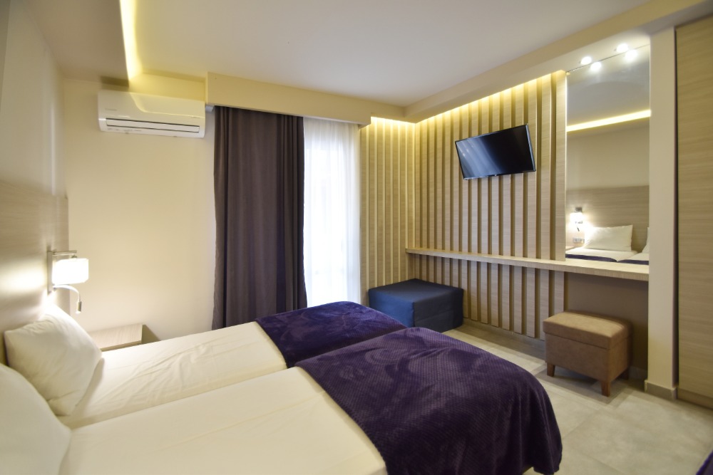 Vila Dias exclusive thumbnail 4