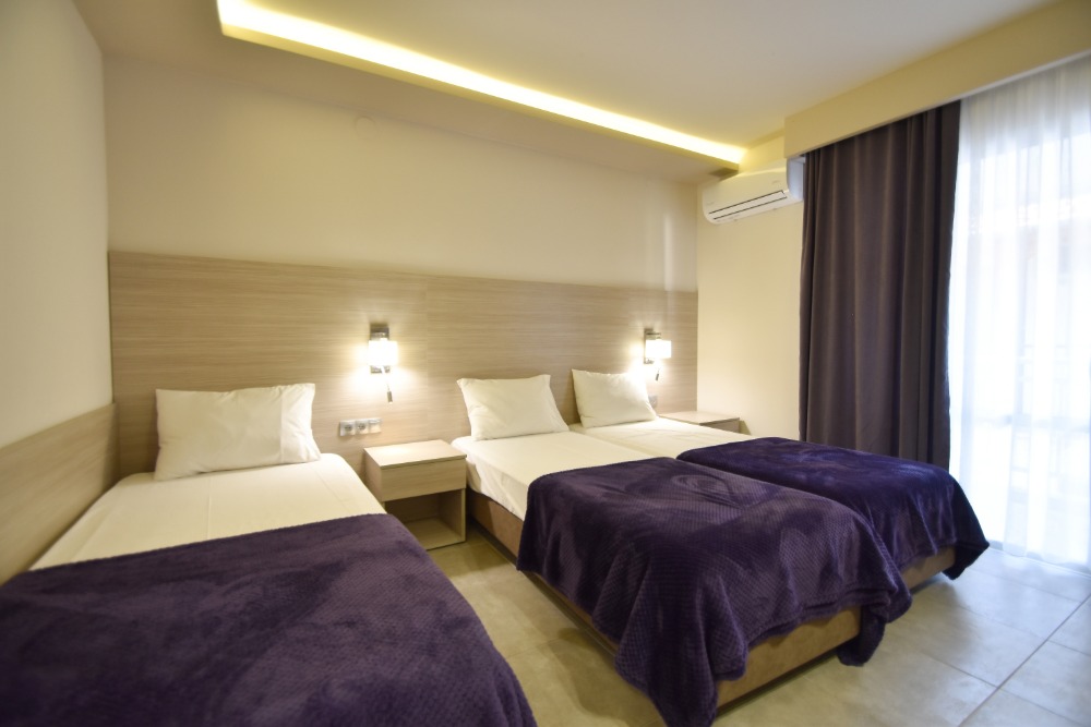 Vila Dias exclusive thumbnail 7