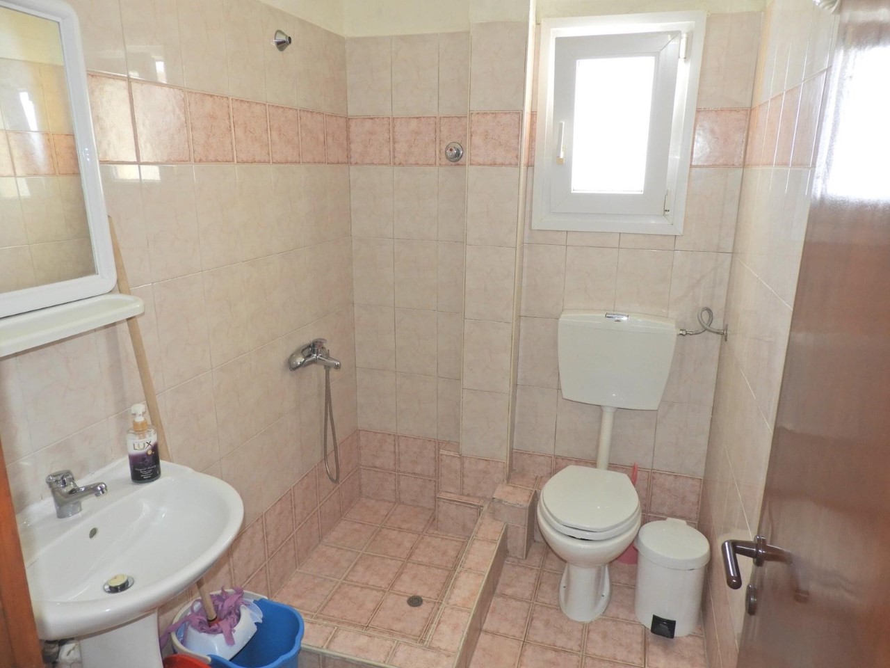 Vila EFI STUDIOS thumbnail 7