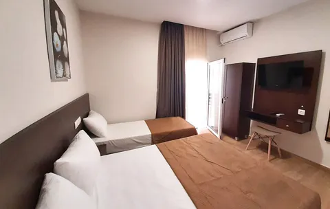 VILA FILIPOS - 4