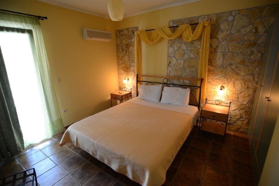 Vila Fotini New thumbnail 14