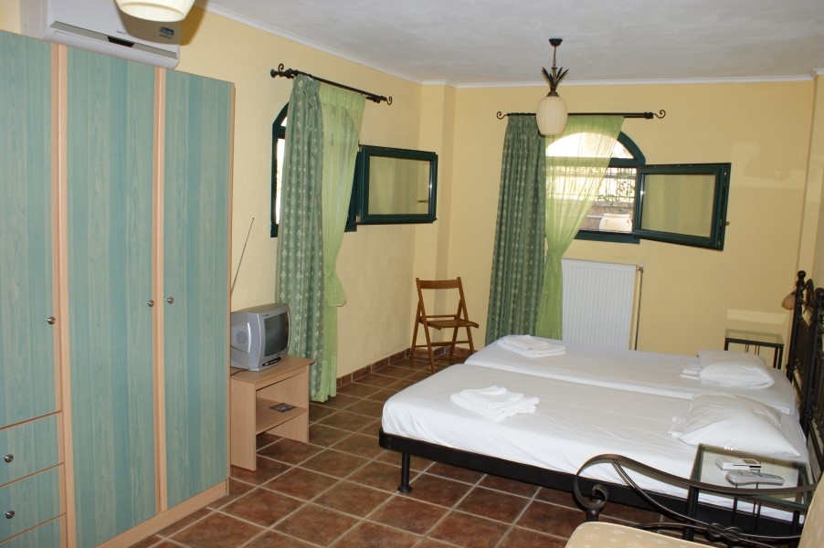 Vila Fotini New thumbnail 29