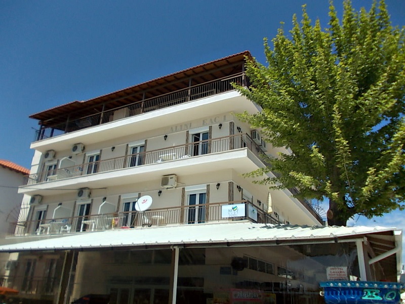 Vila Galini Beach thumbnail 2