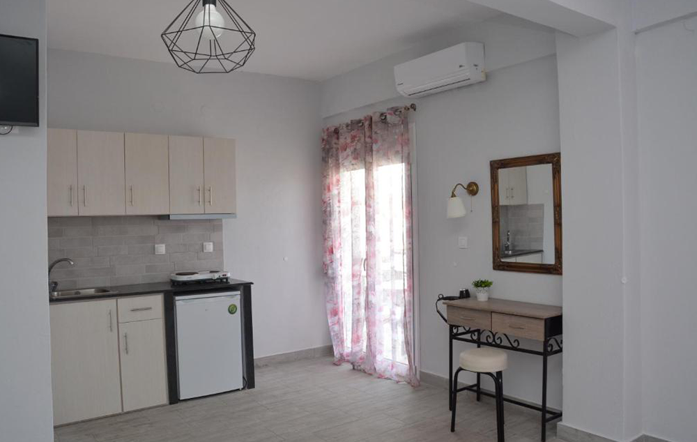 VILA GATOS STUDIOS thumbnail 3