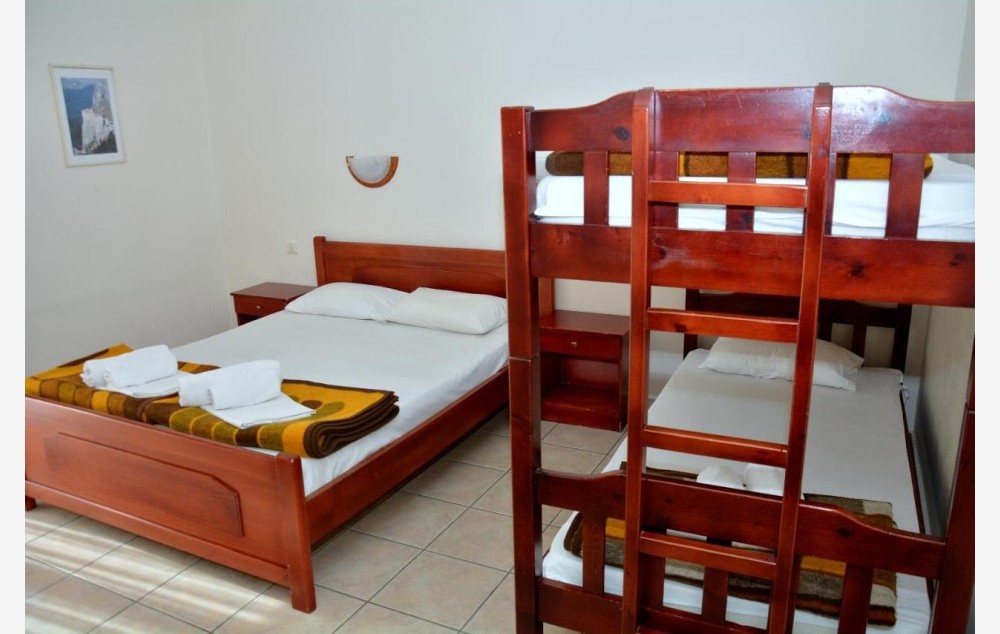 VILA GLAROS thumbnail 4