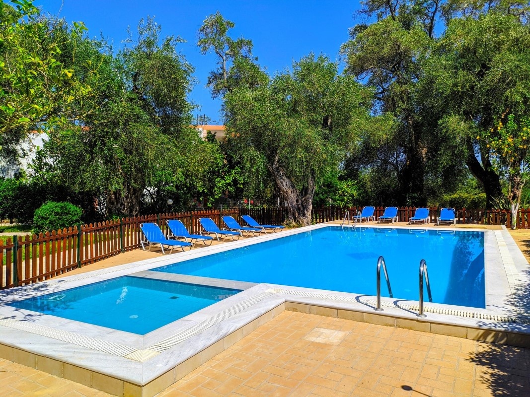 Vila Harmony Garden thumbnail 3