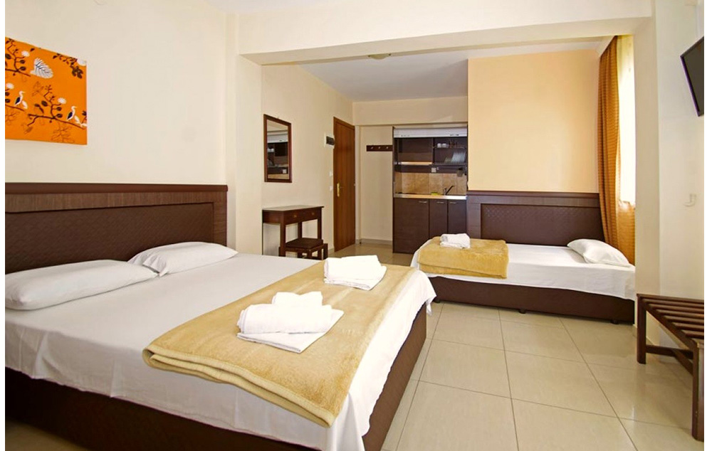 VILA HELLAS thumbnail 5