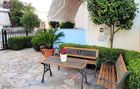 VILA JENNY - 2