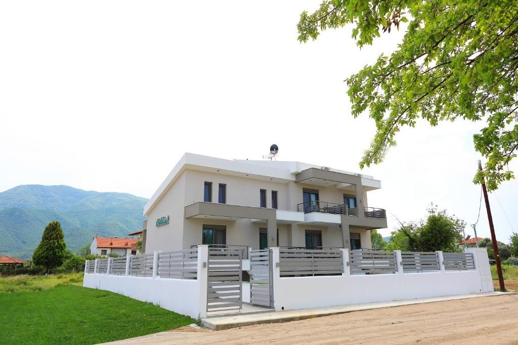 Vila Kallini Apartments Luxury thumbnail 3